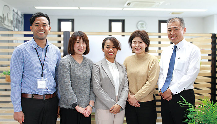 日本介護事業協同組合職員